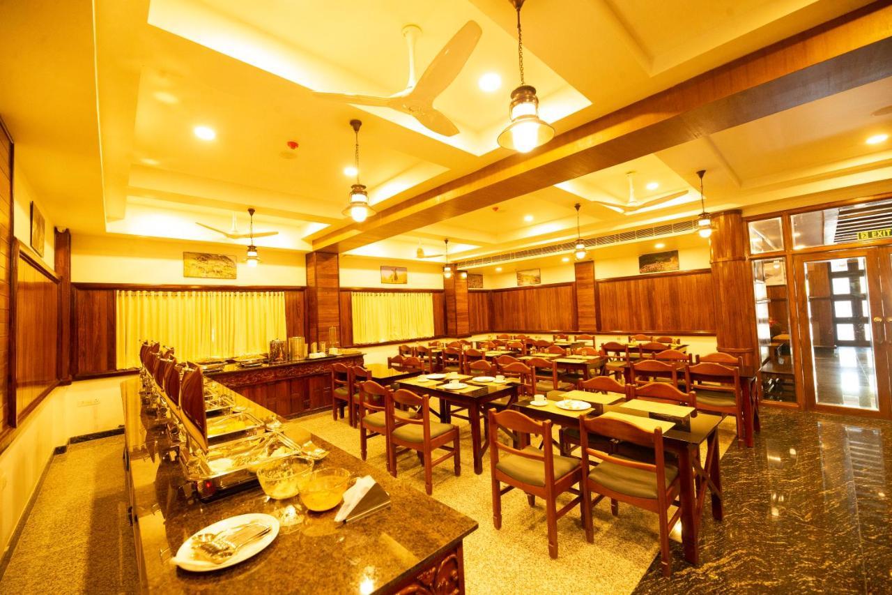 Hotel Guruvayur Darshan Dış mekan fotoğraf