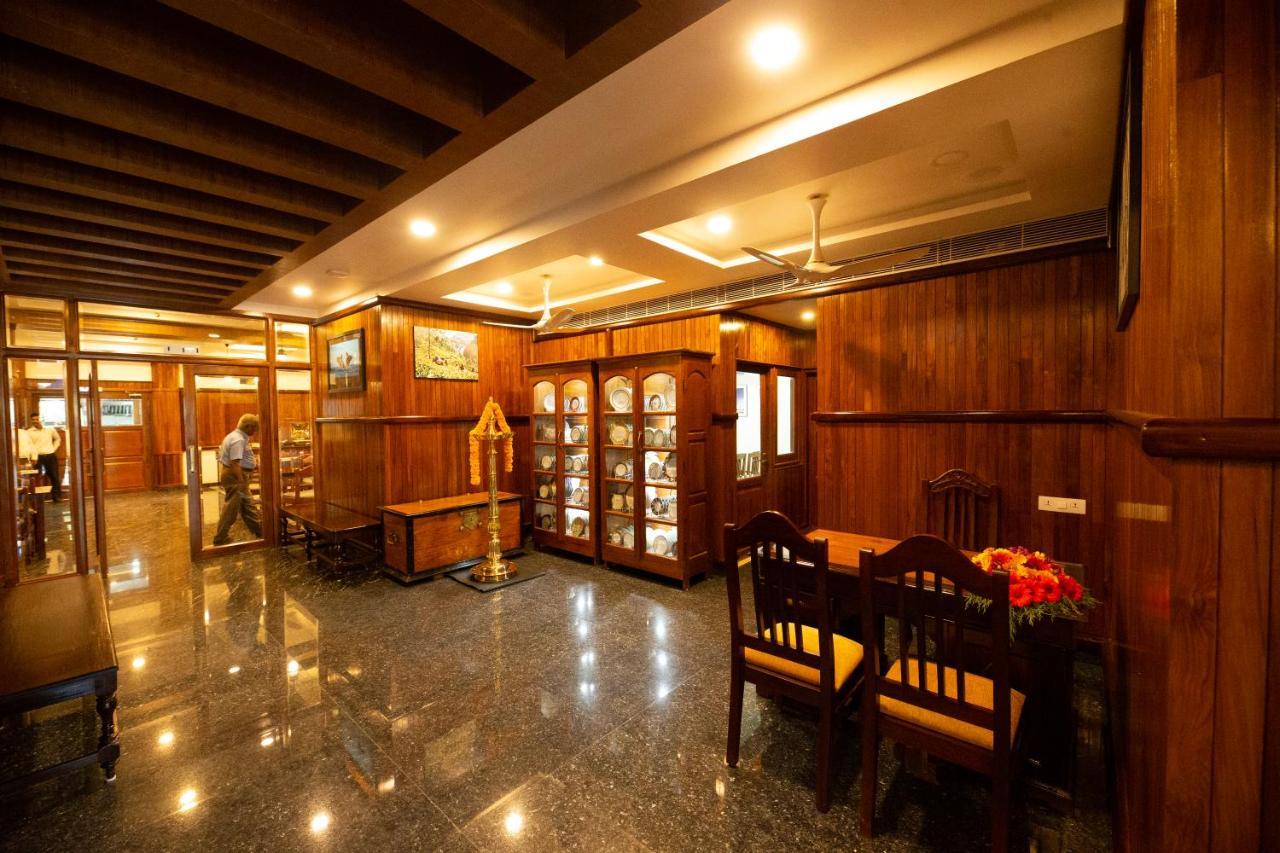Hotel Guruvayur Darshan Dış mekan fotoğraf