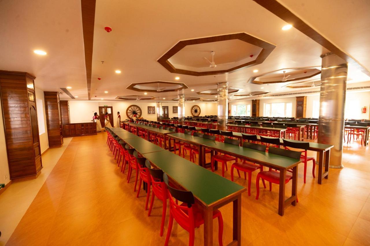 Hotel Guruvayur Darshan Dış mekan fotoğraf