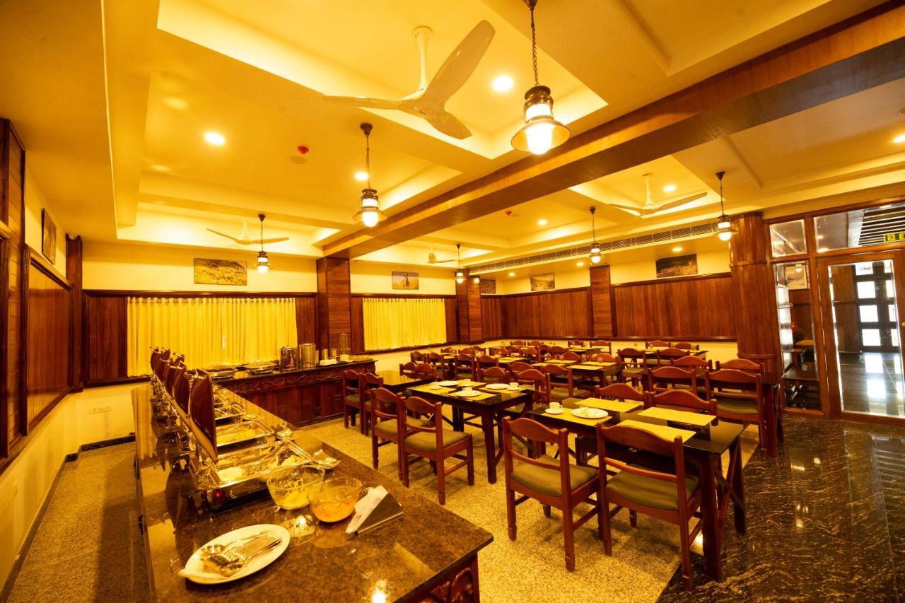 Hotel Guruvayur Darshan Dış mekan fotoğraf
