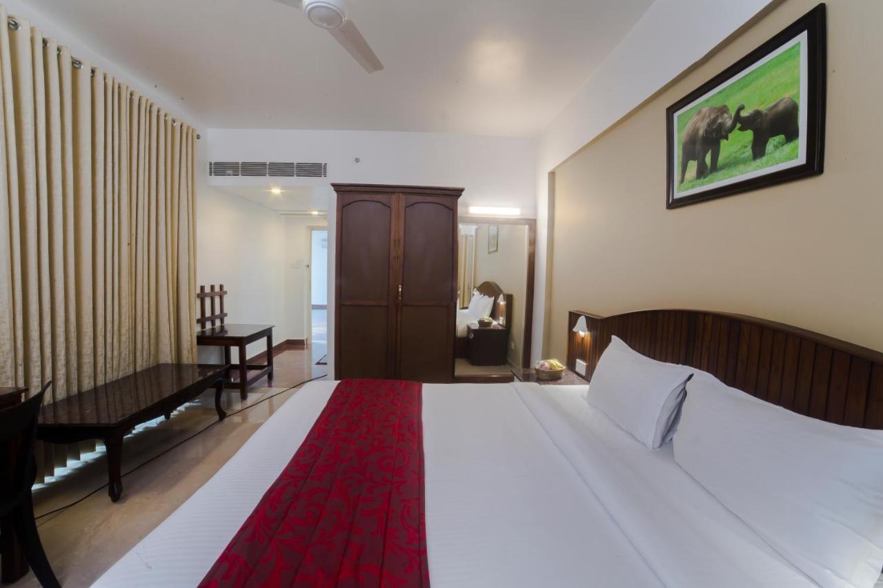 Hotel Guruvayur Darshan Dış mekan fotoğraf