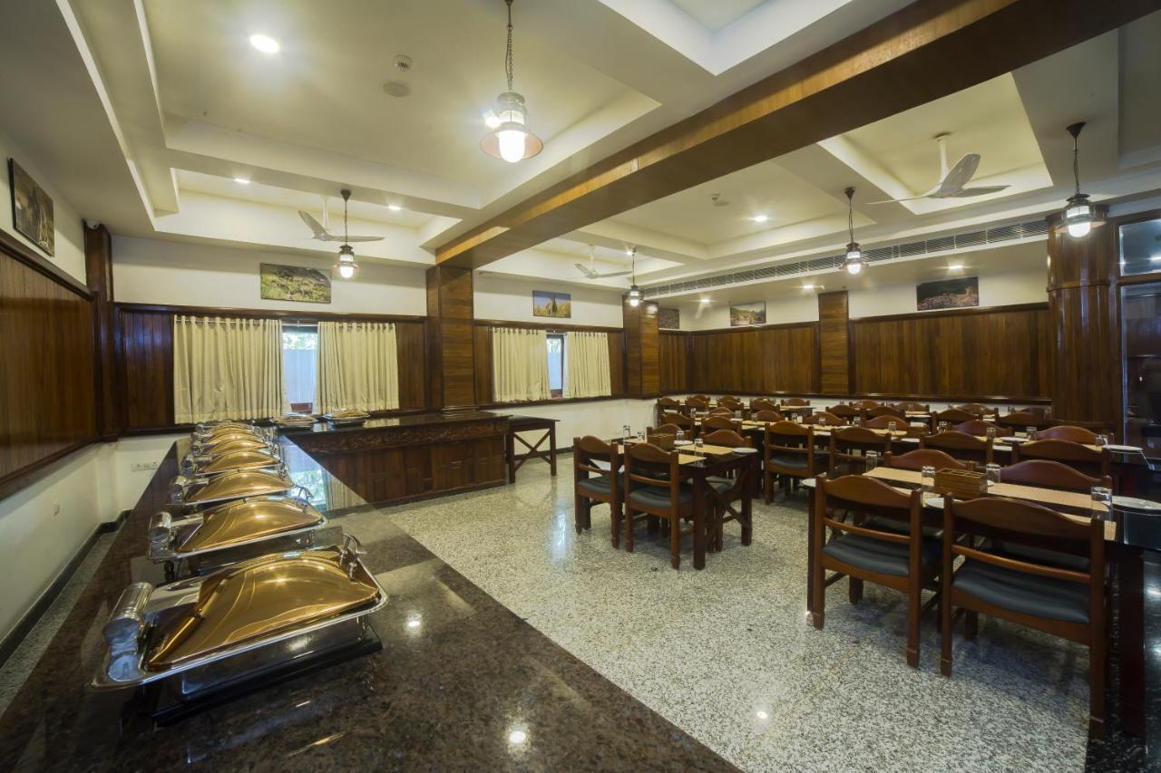Hotel Guruvayur Darshan Dış mekan fotoğraf