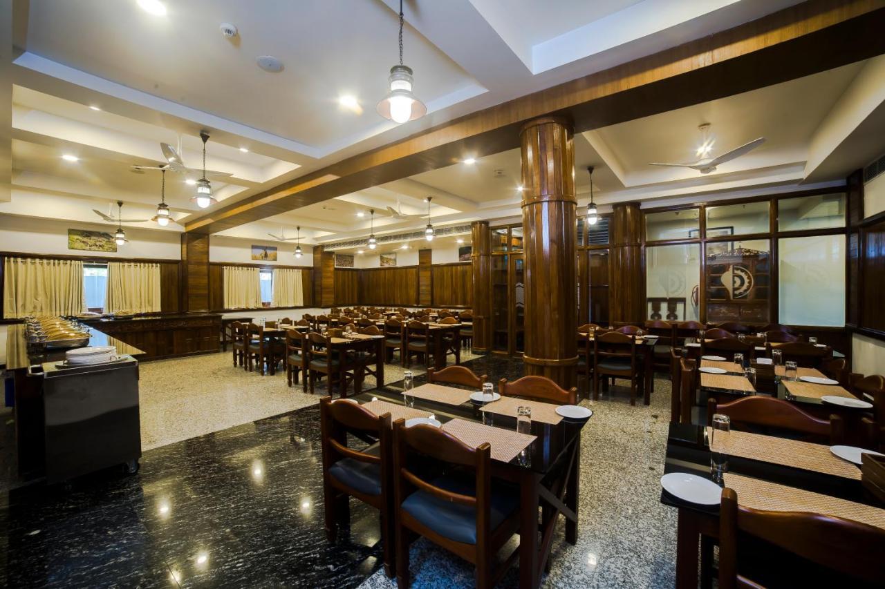 Hotel Guruvayur Darshan Dış mekan fotoğraf