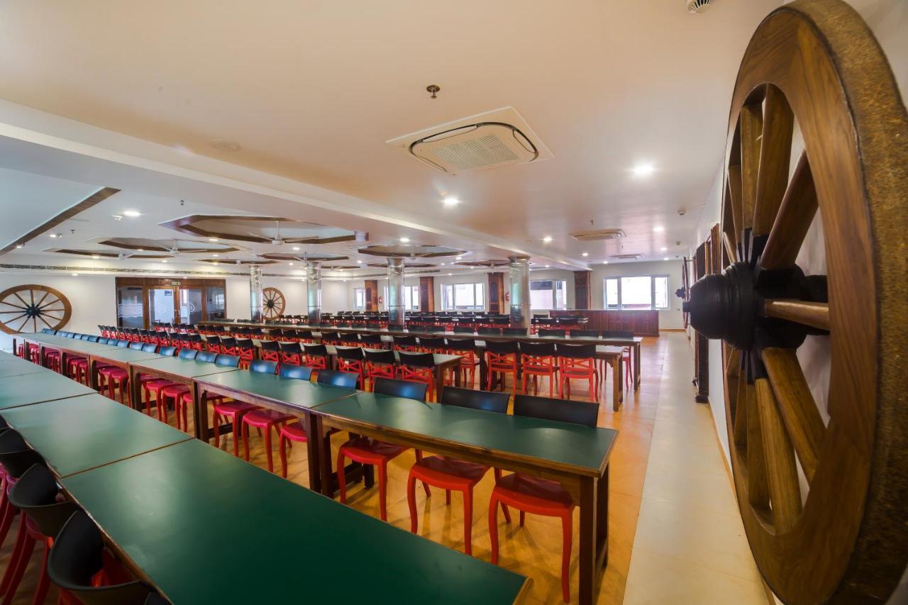 Hotel Guruvayur Darshan Dış mekan fotoğraf
